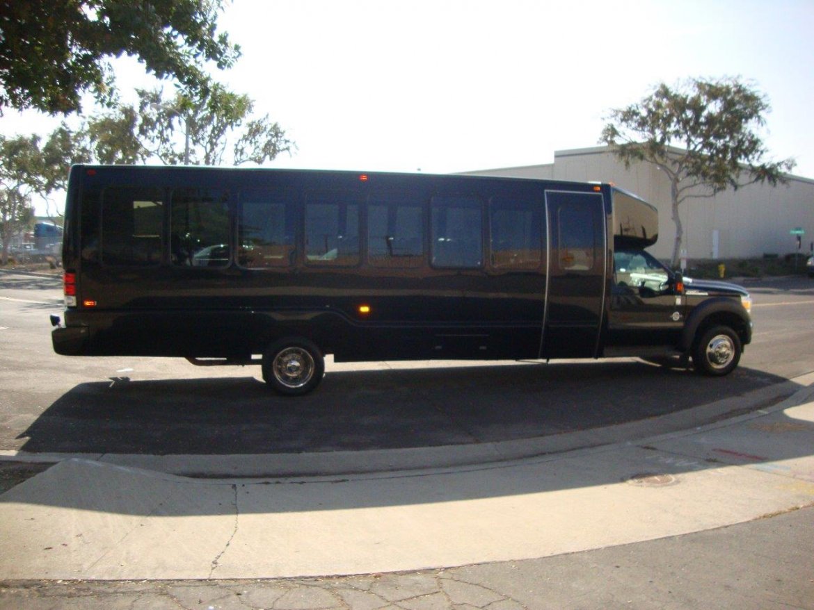 Shuttle Bus for Sale in CARSON, CA - Photo 14
