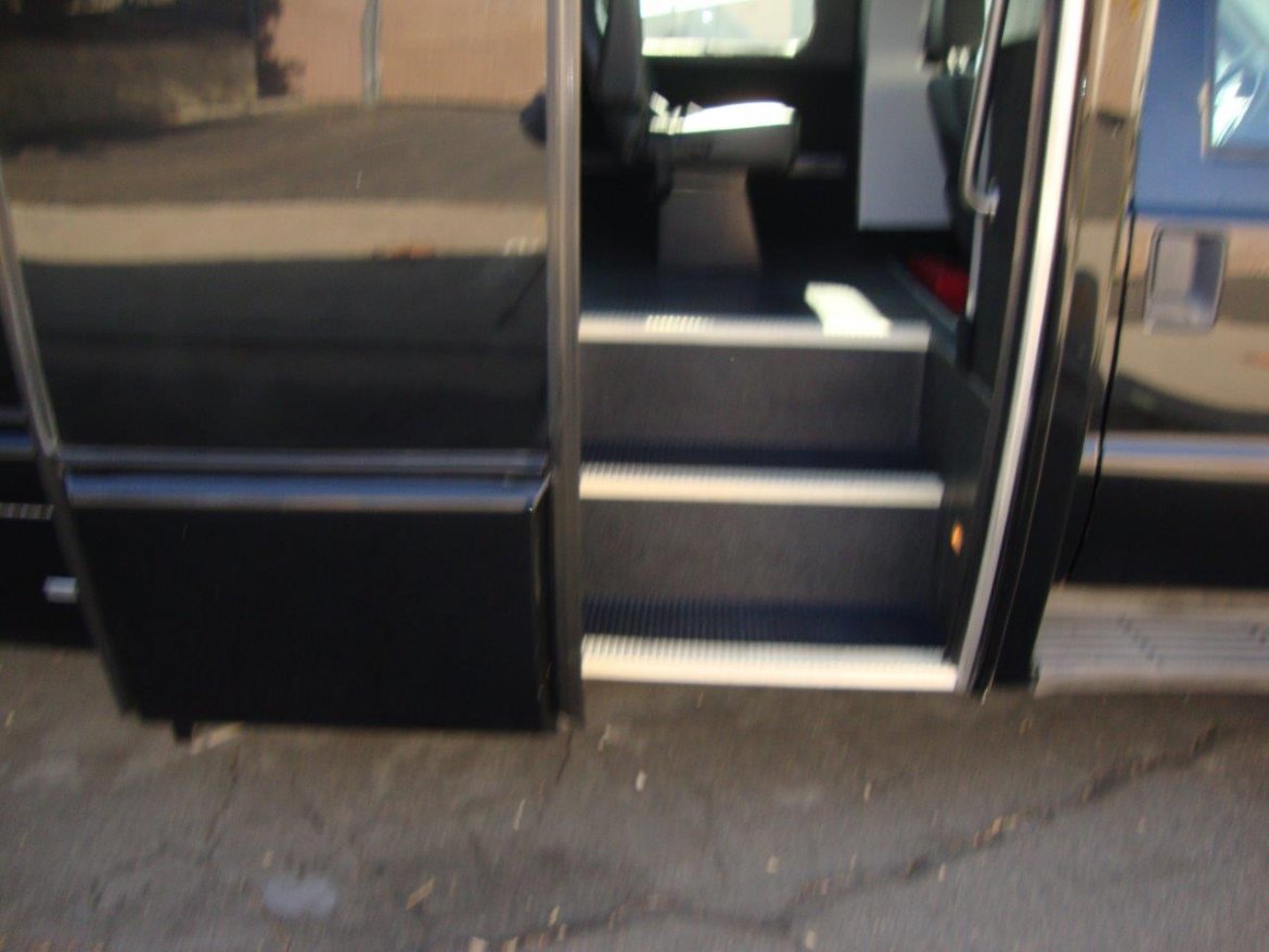 Shuttle Bus for Sale in CARSON, CA - Photo 18