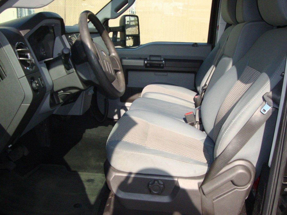 2012 Krystal Coach Ford F-550 Super Duty Passenger Bus - Photo 3