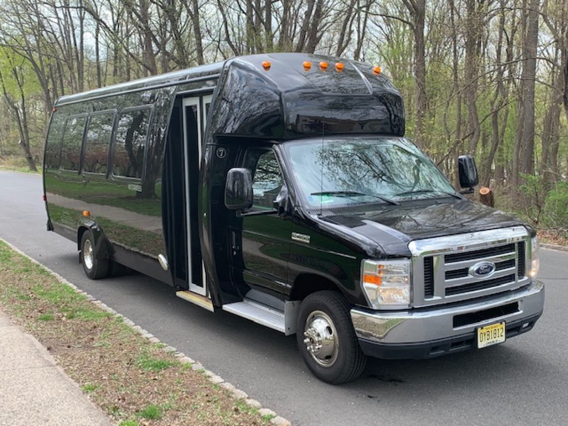 Used 2012 Ford E450 for sale WS12888 We Sell Limos