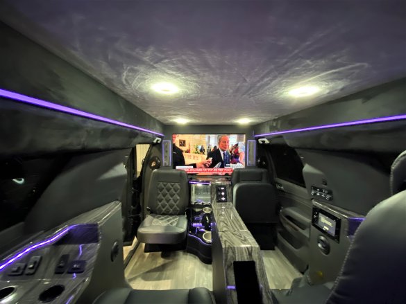 2019 GMC Yukon CEO SUV Mobile Office for Sale in 65803, MO - Main Photo