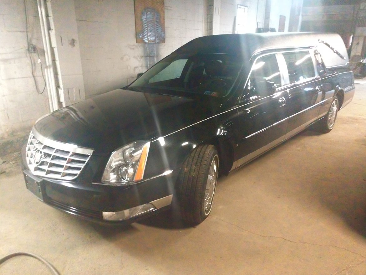 Funeral for sale: 2008 Cadillac Medalist by S &amp; S