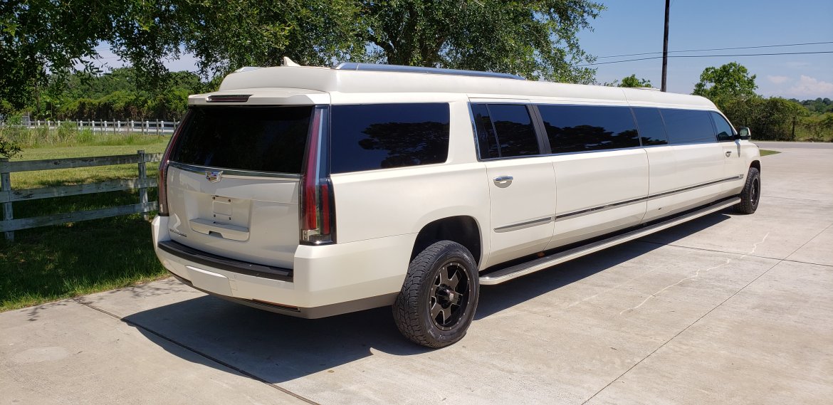 SUV Stretch for Sale in Houston, TX - Photo 9