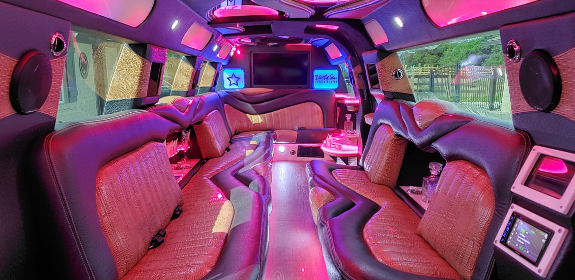 SUV Stretch for Sale in Houston, TX - Photo 21