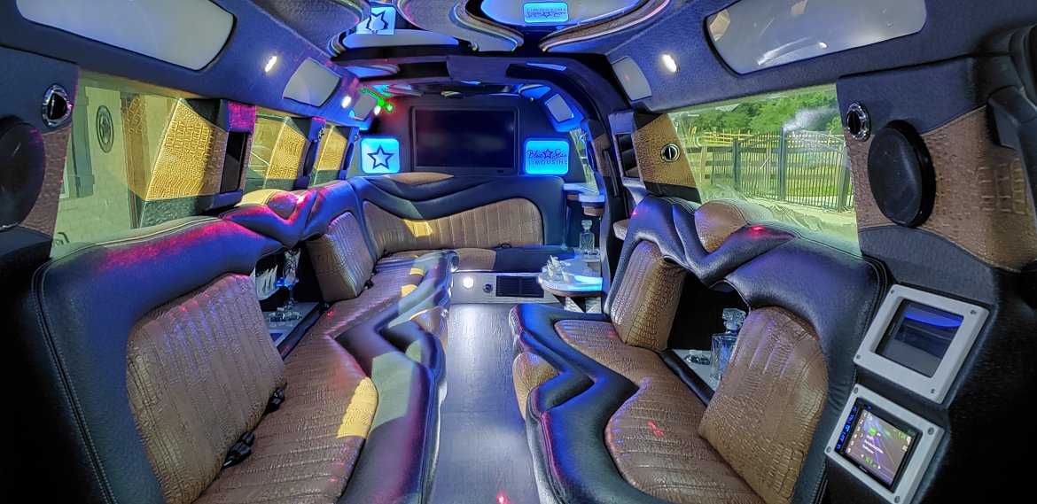 SUV Stretch for Sale in Houston, TX - Photo 16