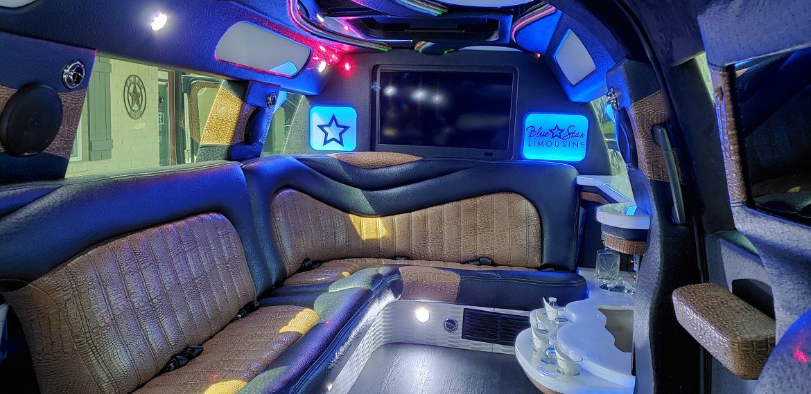 SUV Stretch for Sale in Houston, TX - Photo 19