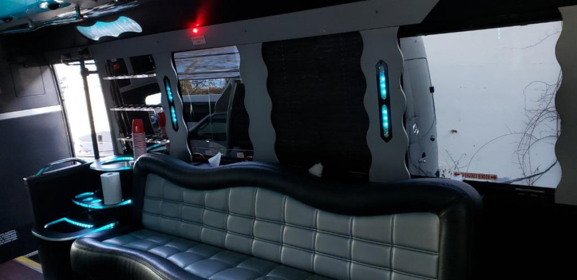 Limo Bus for Sale in Verona, NJ - Photo 4
