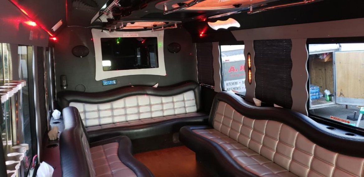 Limo Bus for Sale in Verona, NJ - Photo 7