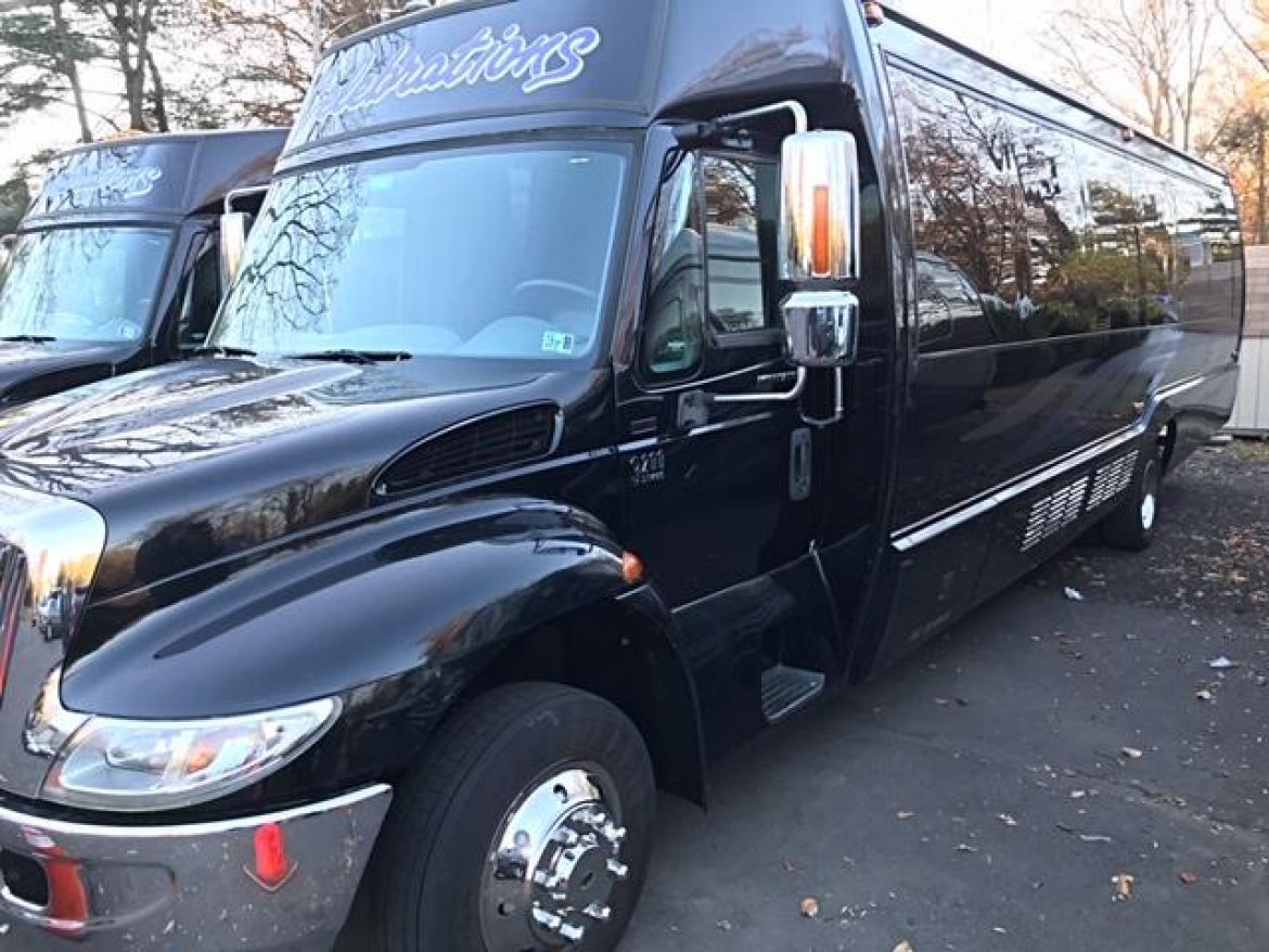 Limo Bus for Sale in Oaklyn, NJ - Photo 2