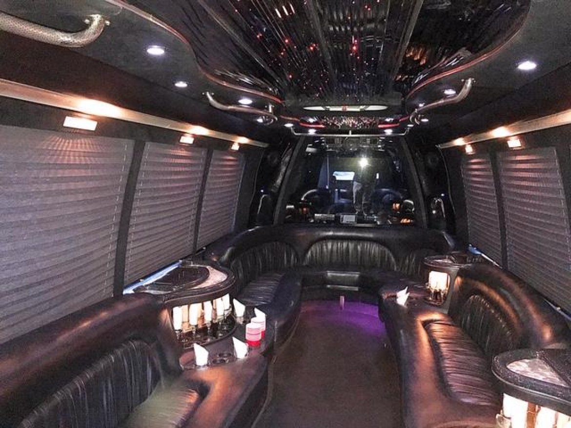 Limo Bus for Sale in Oaklyn, NJ - Photo 9