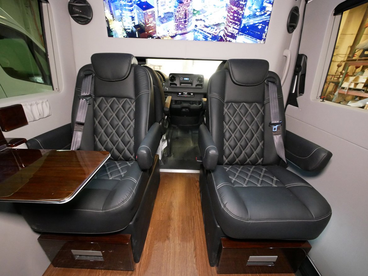 Sprinter for Sale in San Antonio, TX - Photo 10
