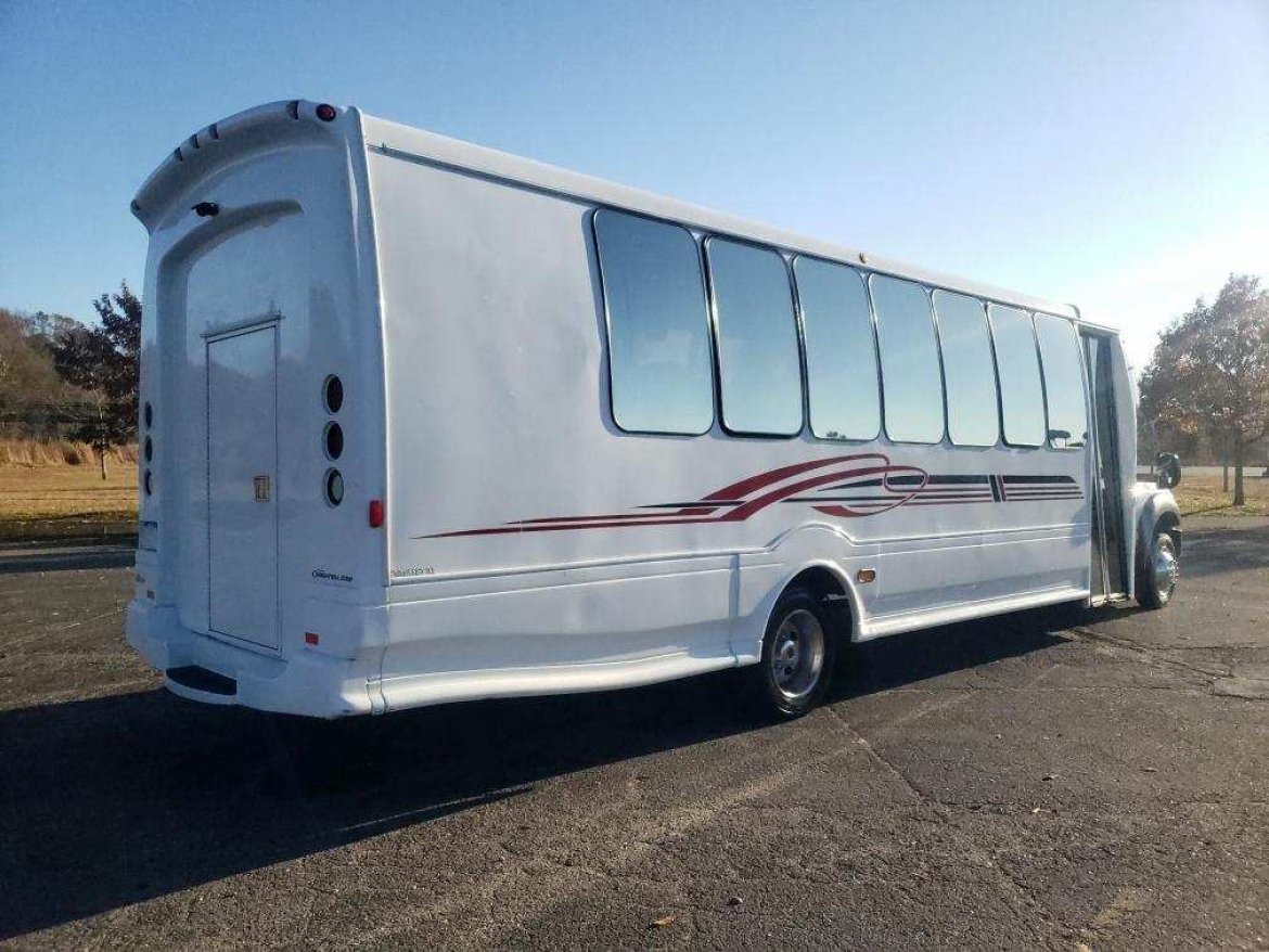 Shuttle Bus for Sale in Fontana, CA - Photo 11