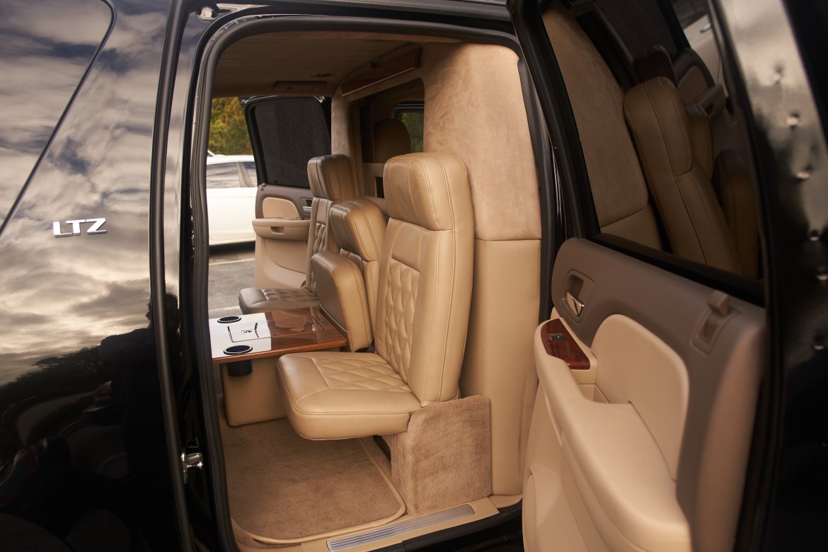 CEO SUV Mobile Office for Sale in MONTEREY, CA - Photo 32