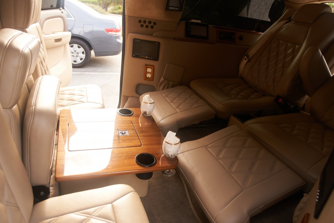 CEO SUV Mobile Office for Sale in MONTEREY, CA - Photo 33