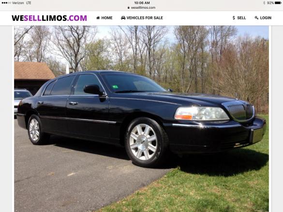 2007 Lincoln Town Car L Sedan for Sale in Bordentown, NJ - Main Photo