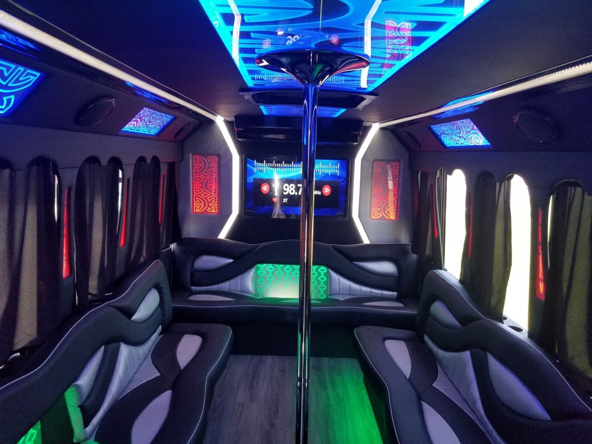 Limo Bus for Sale in los angeles, CA - Photo 4