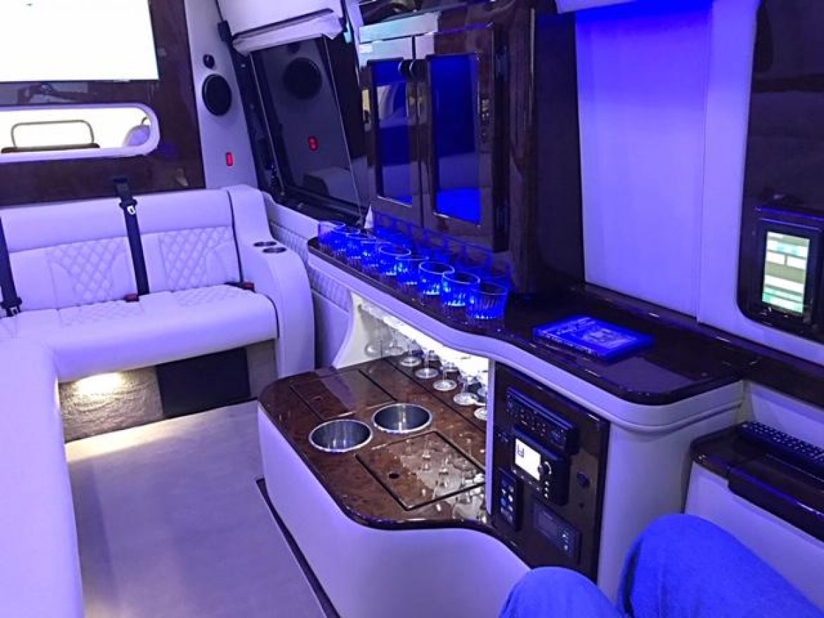 Sprinter for Sale in Oaklyn, NJ - Photo 9