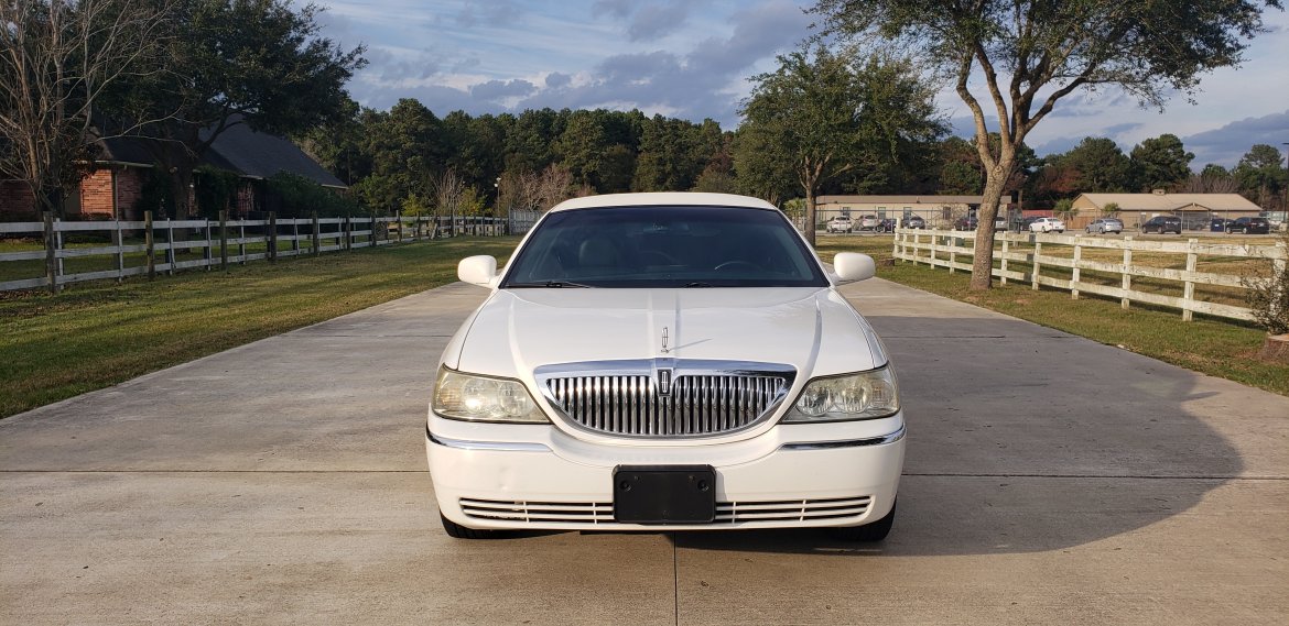Limousine for Sale in Houston, TX - Photo 2