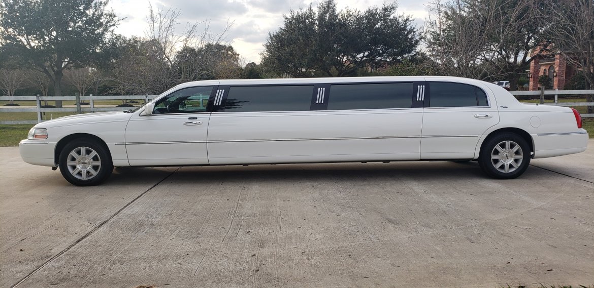 Limousine for Sale in Houston, TX - Photo 5