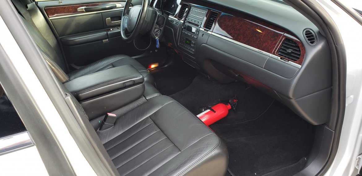 Limousine for Sale in Houston, TX - Photo 10