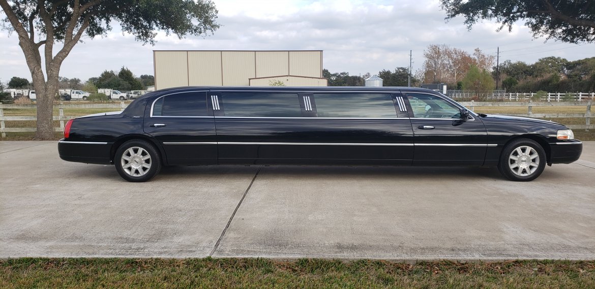 Limousine for Sale in Houston, TX - Photo 5