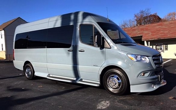 2019 Mercedes-Benz 170" 3500 Sprinter for Sale in Oaklyn, NJ - Photo 3