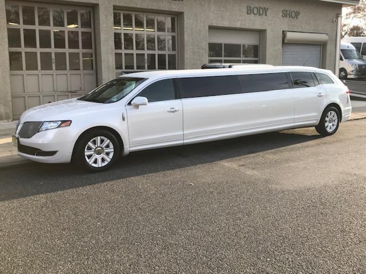 Limousine for sale: 2015 Lincoln MKT 27" by Tiffany Coach