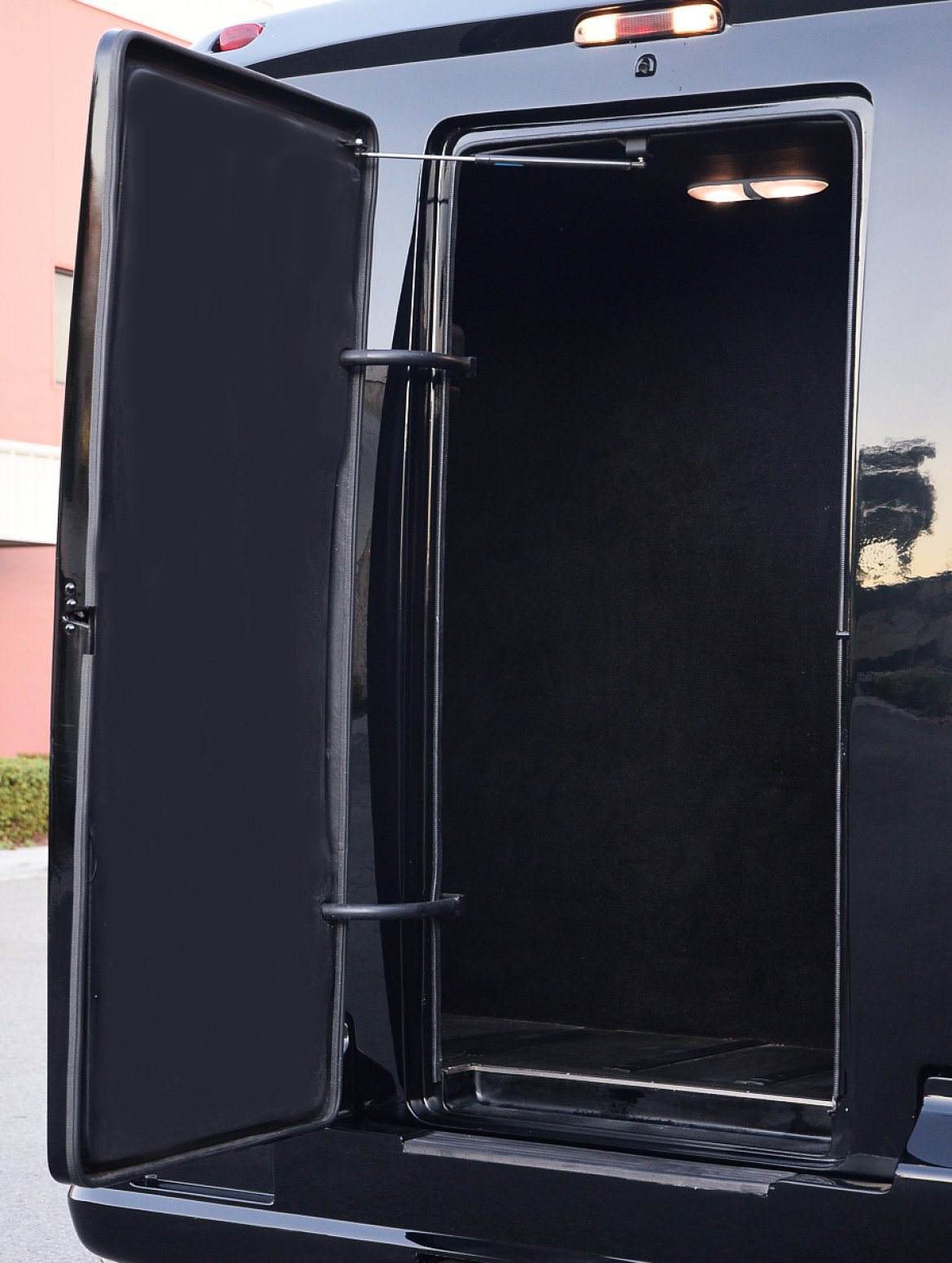 Shuttle Bus for Sale in Fontana, CA - Photo 9