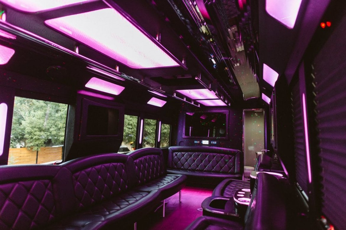 Limo Bus for Sale in Austin, TX - Photo 7