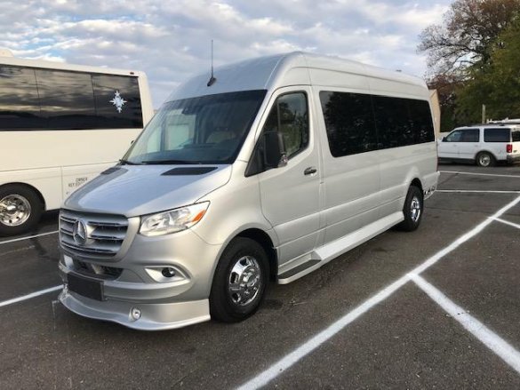 2019 Mercedes-Benz 170" 3500 Sprinter for Sale in Oaklyn, NJ - Photo 2