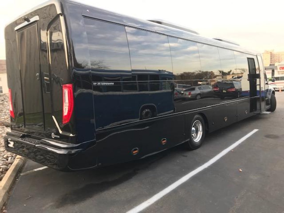 Executive Shuttle for Sale in Oaklyn, NJ - Photo 9