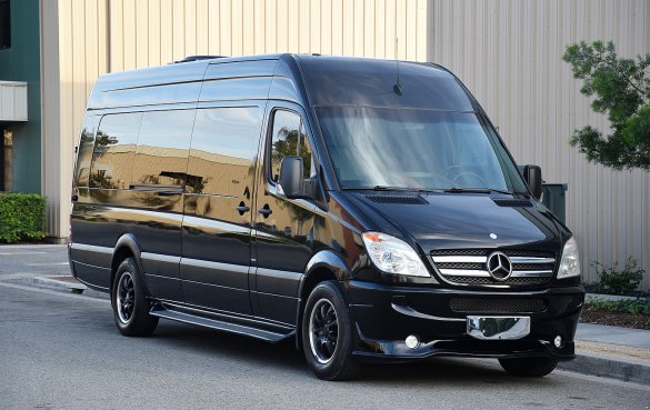 2013 Mercedes-Benz Sprinter 2500 Sprinter for Sale in Fontana, CA - Photo 2