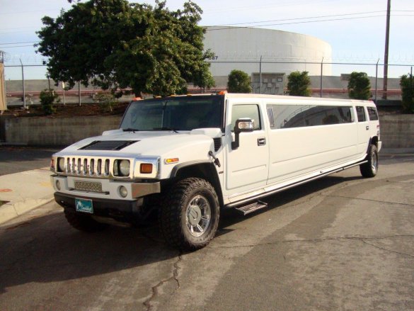 2007 Hummer H2 165" Icon Limousine Limousine for Sale in Carson, CA - Main Photo