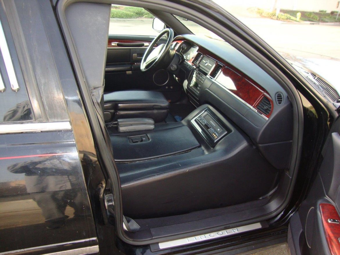 Limousine for Sale in Carson, CA - Photo 11