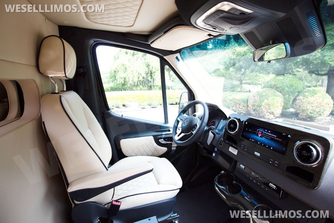Sprinter for Sale in Cincinnati, OH - Photo 3
