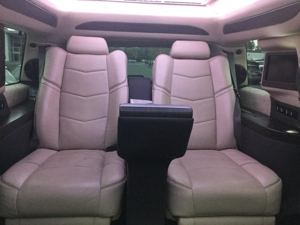 CEO SUV Mobile Office for Sale in Mountain View, CA - Photo 12