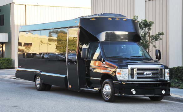 2011 Ford E-450 Limo Bus for Sale in Fontana, CA - Main Photo