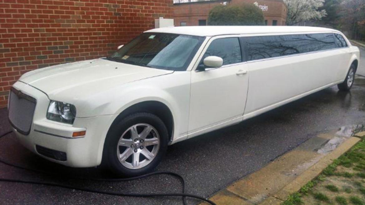 Photo of Limousine for sale: 2006 Chrysler  Chrysler 300 140&quot; by Great Lakes