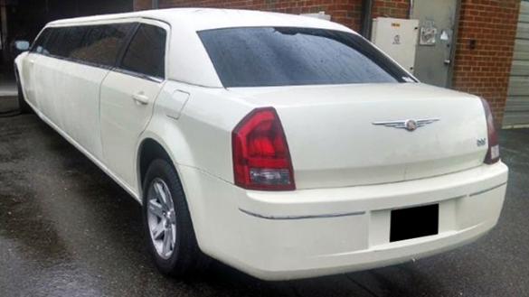2006 Chrysler Chrysler 300 Limousine for Sale in Trenton, NJ - Photo 2