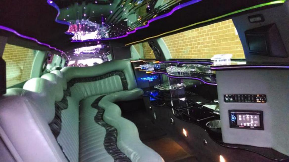 Photo of Limousine for sale: 2006 Chrysler  Chrysler 300 140&quot; by Great Lakes