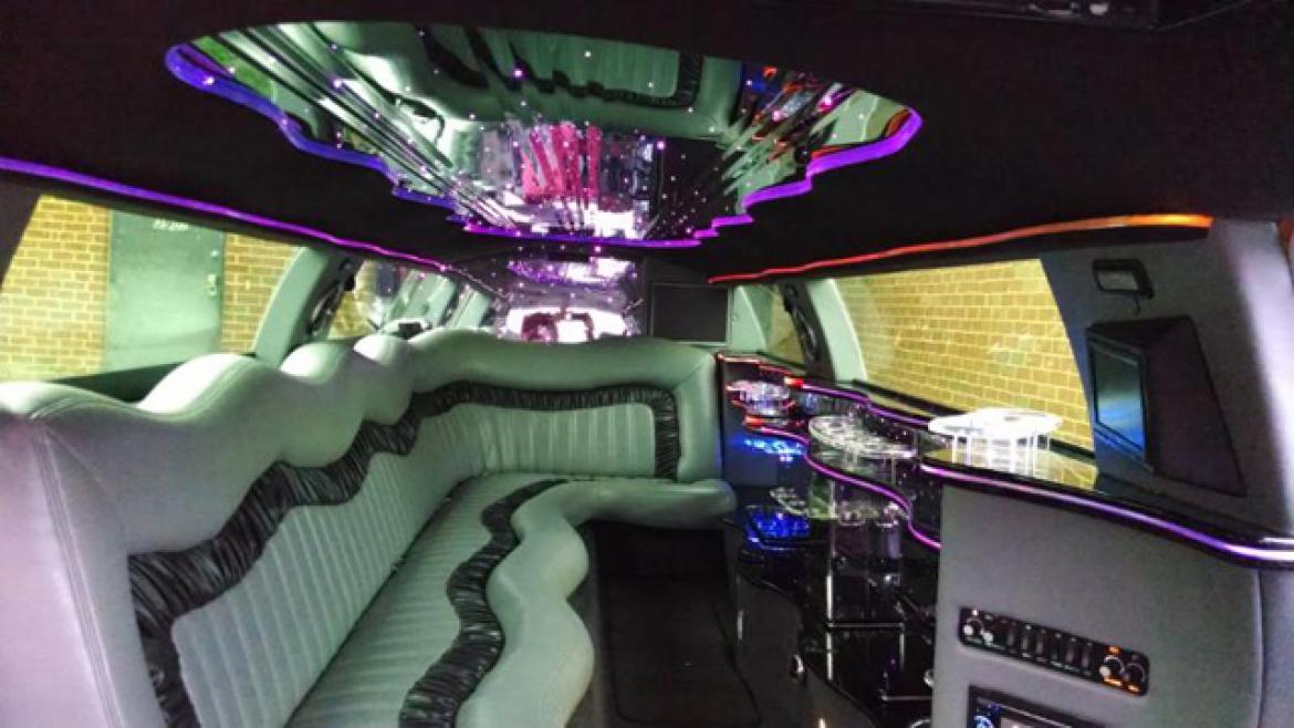 Photo of Limousine for sale: 2006 Chrysler  Chrysler 300 140&quot; by Great Lakes