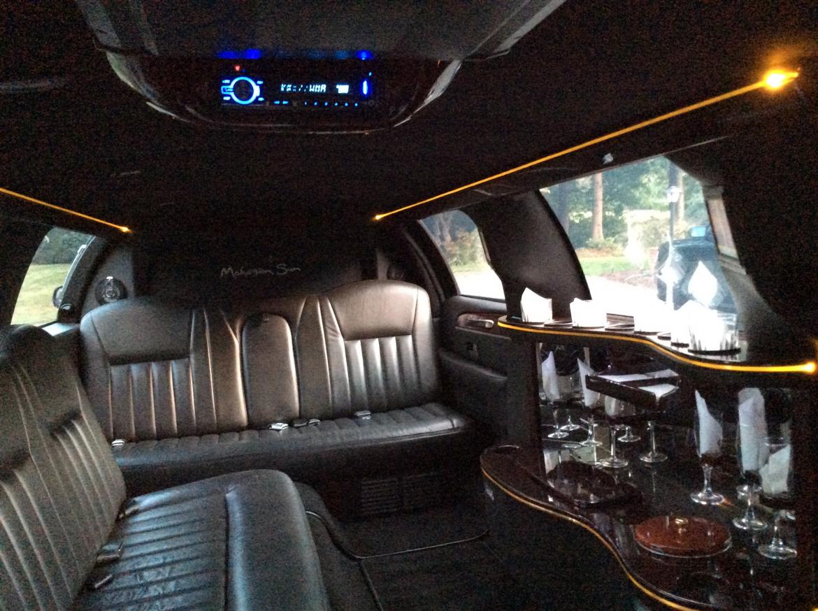 Photo of Limousine for sale: 2007 Lincoln Town Car 120&quot; by Royale