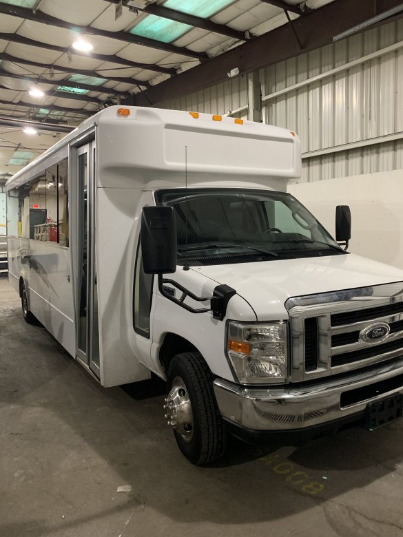 2011 Ford E-450 Limo Bus for Sale in Erie, PA - Main Photo