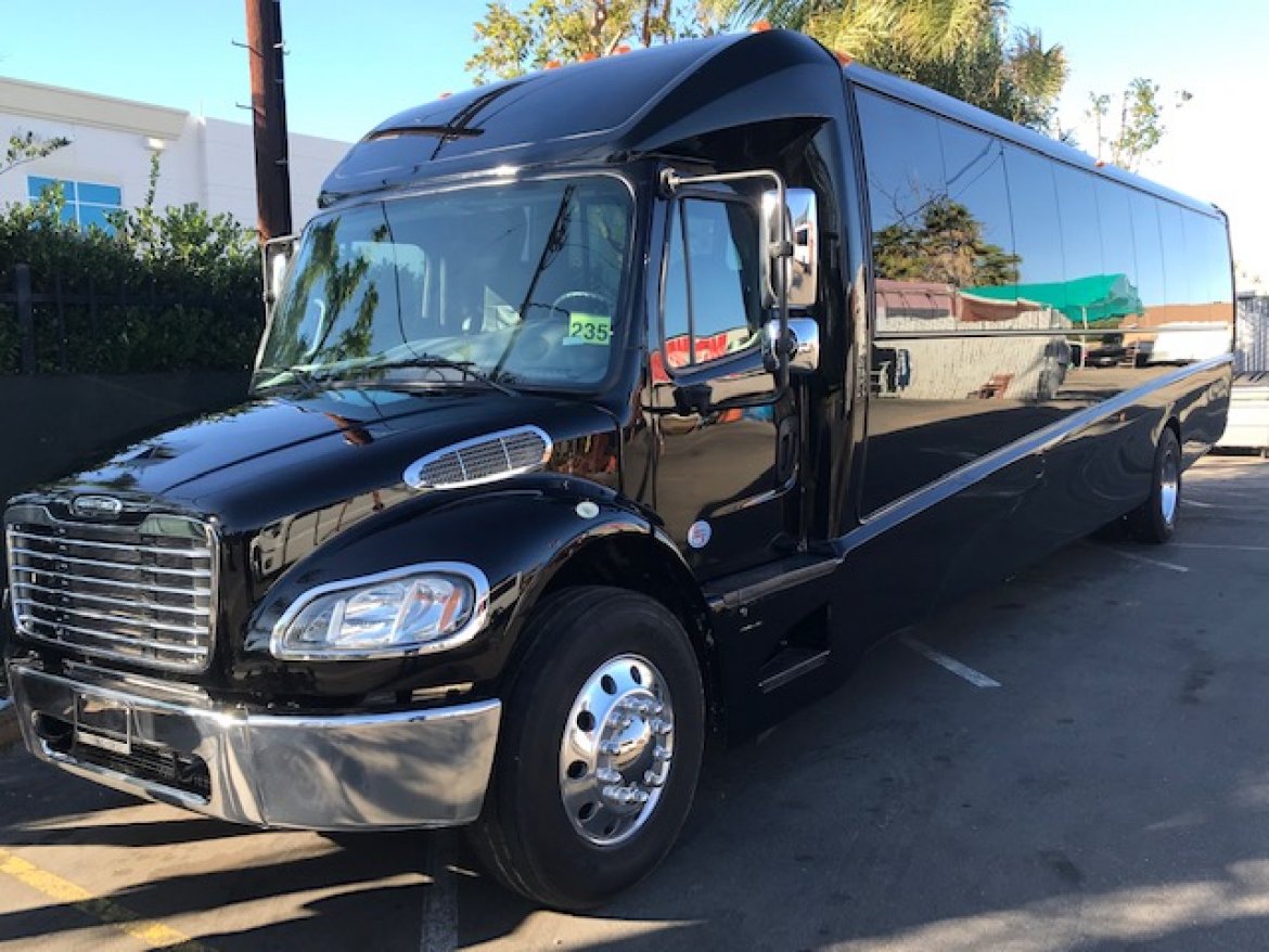 Executive Shuttle for Sale in Riverside, CA - Main Photo