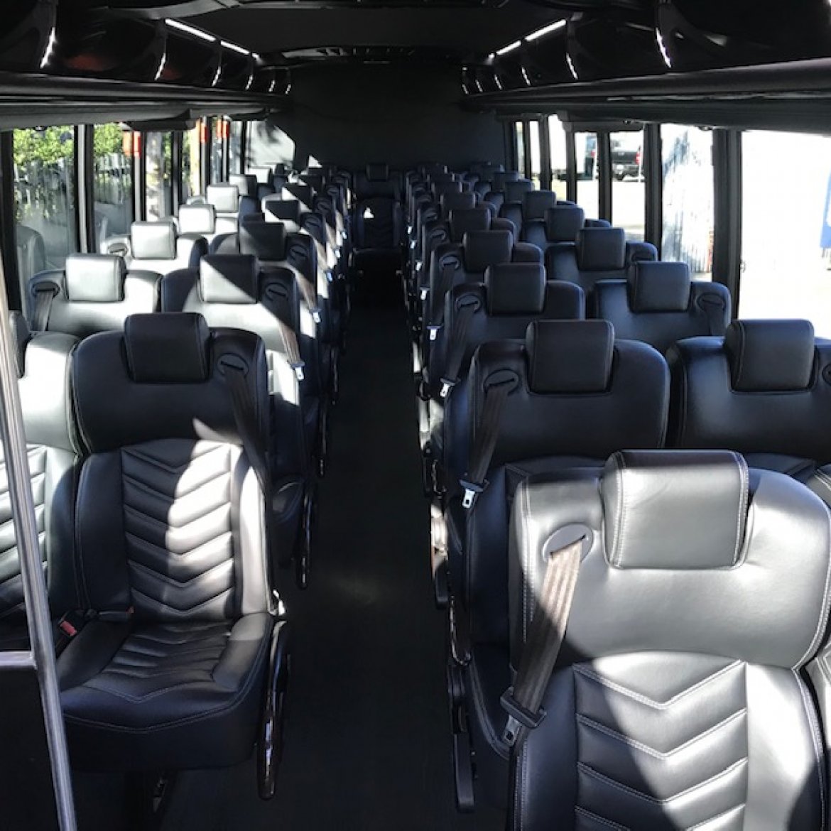 Executive Shuttle for Sale in Riverside, CA - Photo 10