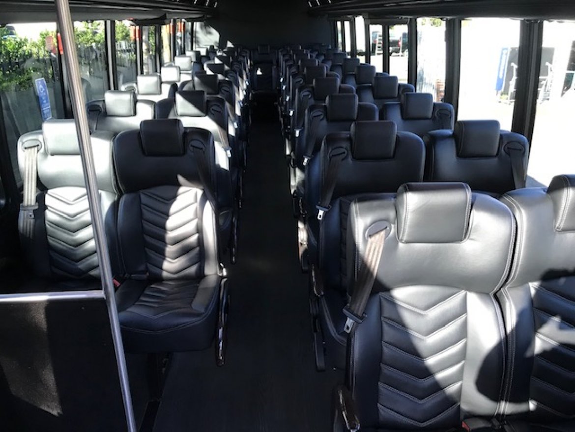 Executive Shuttle for Sale in Riverside, CA - Photo 12