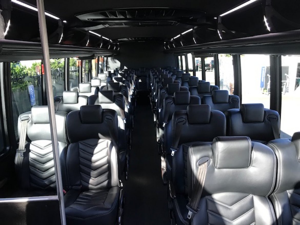 Executive Shuttle for Sale in Riverside, CA - Photo 14