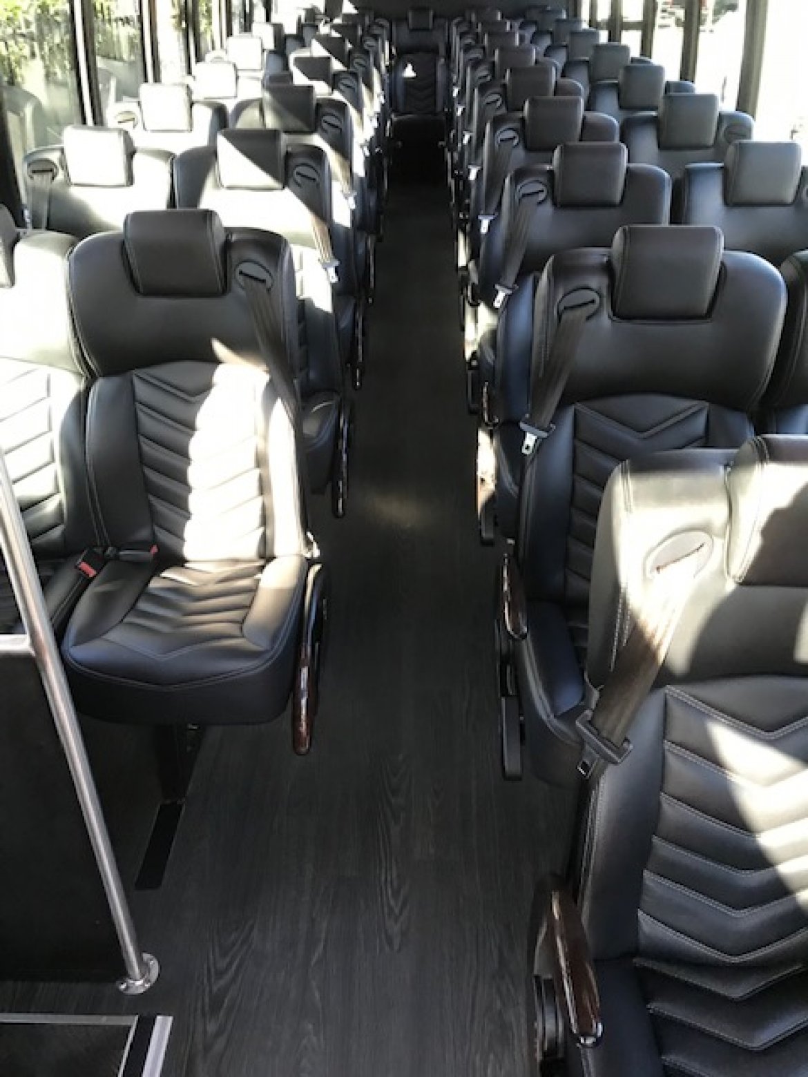 Executive Shuttle for Sale in Riverside, CA - Photo 15