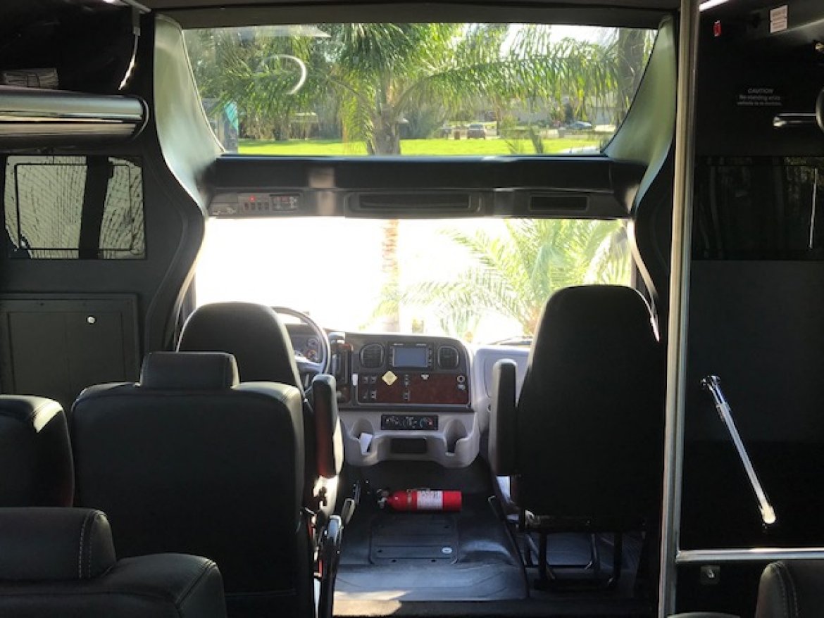 Executive Shuttle for Sale in Riverside, CA - Photo 20