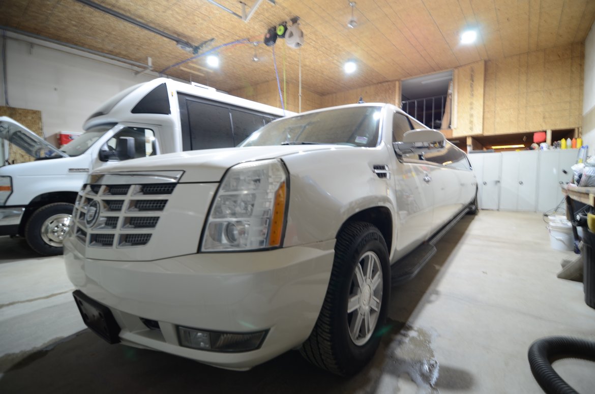 Limousine for Sale in Erie, PA - Photo 2